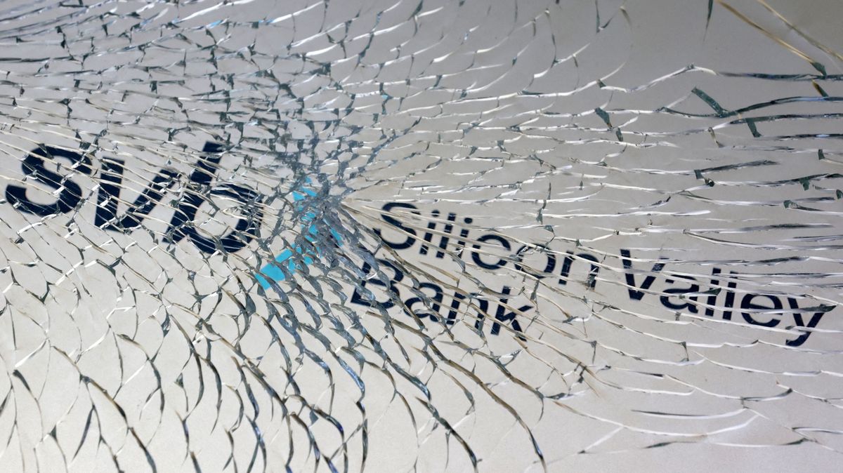 Mateřská firma zkrachovalé Silicon Valley Bank vyhlásila bankrot